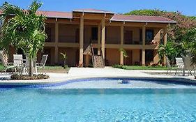 Marbella Surf Inn